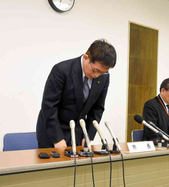 明石市長が謝罪、火をつけろ発言「全て事実」　一問一答 [兵庫県]：朝日新聞