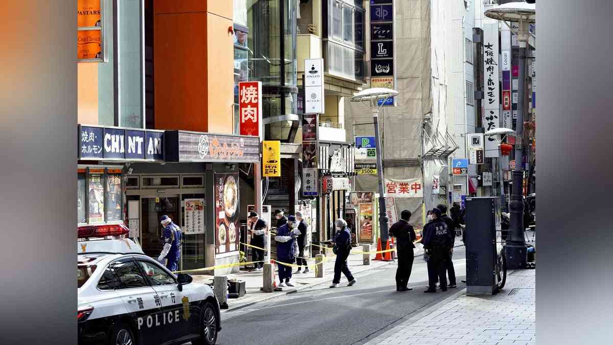赤坂の女性切りつけ、１時間前からライブハウス周辺うろつく男の姿…ポスターにスプレーでバツ印も : 読売新聞