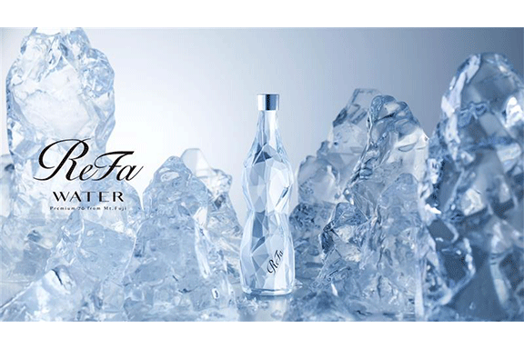 ReFaブランドに新しく「ReFa Collection」が誕生。第一弾商品「ReFa WATER Premium70」2025年11月15日(土)ReFa GINZA先行発売。| ニュース | ReFa （リファ）公式ブランドサイト