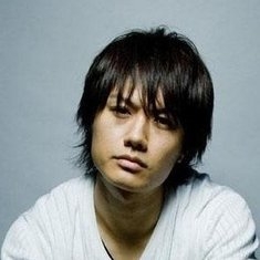 元人気俳優の押尾学氏が語る“塀の中の暮らし” 自ら志願した刑務作業とは?現在は白髪イケオジに!