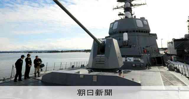海上自衛隊の護衛艦が台湾海峡通過、単独では初めて：朝日新聞