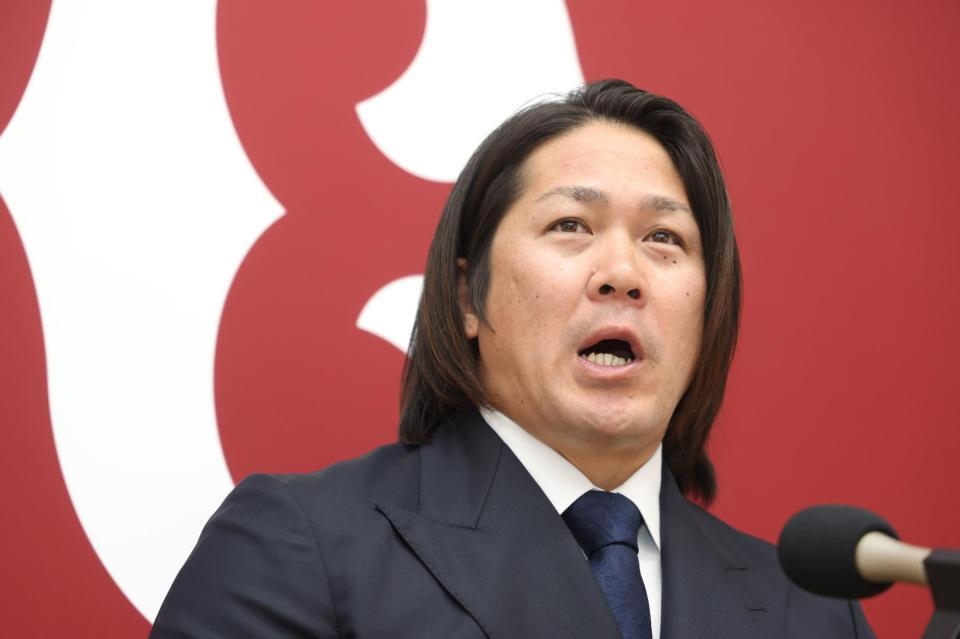 巨人　甲斐は3億円で更改　移籍1年目は不完全燃焼「今までに経験したことない1年」も「まだまだ自分はできる」