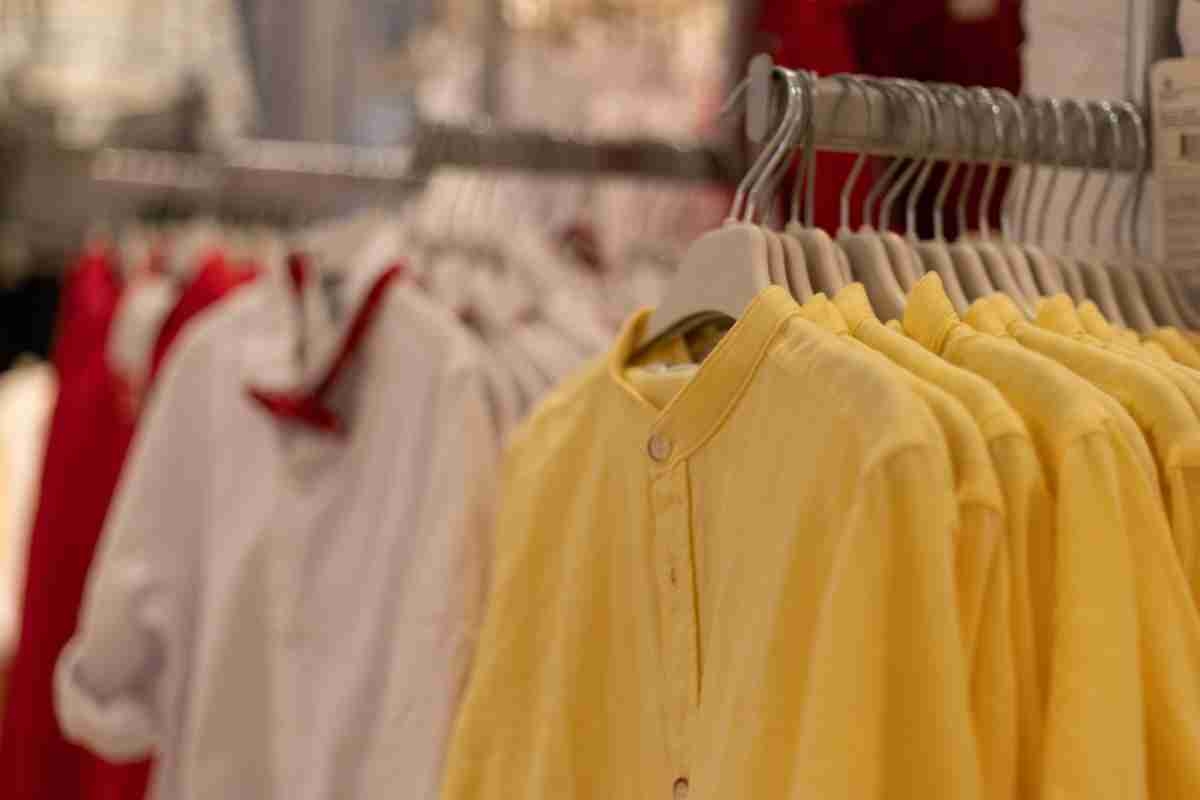 なぜお金持ちは「ユニクロ」を選ぶ？“本当の裕福層”は「モノにお金を使わない」…ブランド品に興味を持たない理由とは