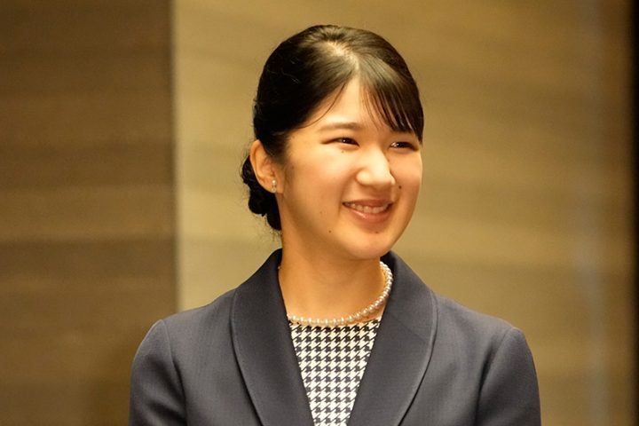 愛子さま、“3000万円以上”ティアラ制作を「6度目の辞退」　黒田清子さんからの“おさがり”を使用、両陛下から受け継がれる質素倹約の精神（女性セブンプラス）のコメント一覧 - Yahoo!ニュース