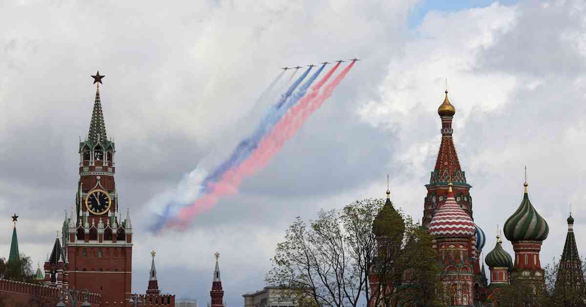 ロシア入国禁止の対象者リスト - 日本経済新聞