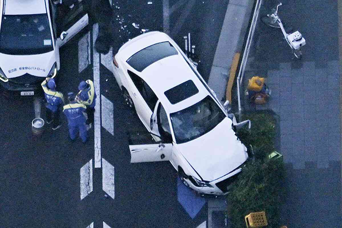 「神奈川の山に行きたかった」足立11人死傷ひき逃げで逮捕された37歳日本人男が不可解な供述　ネット上にはデマの「外国人犯行説」が拡散（全文） | デイリー新潮