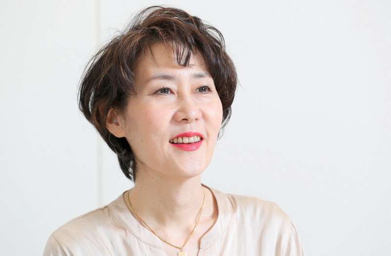 元芥川賞候補・赤坂真理氏、高市早苗首相は「いつも笑ってるって狂人キャラ」　独自主張に批判1000件「普通に誹謗中傷だろ」
