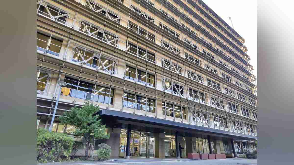 埼玉・所沢でバイクの男子高校生がごみ収集車と衝突、搬送先で死亡…収集車の運転手を容疑で逮捕 : 読売新聞
