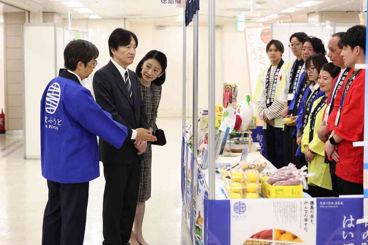 秋篠宮ご夫妻、東京・池袋で農林水産祭ご視察　全国の名産品をご覧に（産経新聞） - Yahoo!ニュース