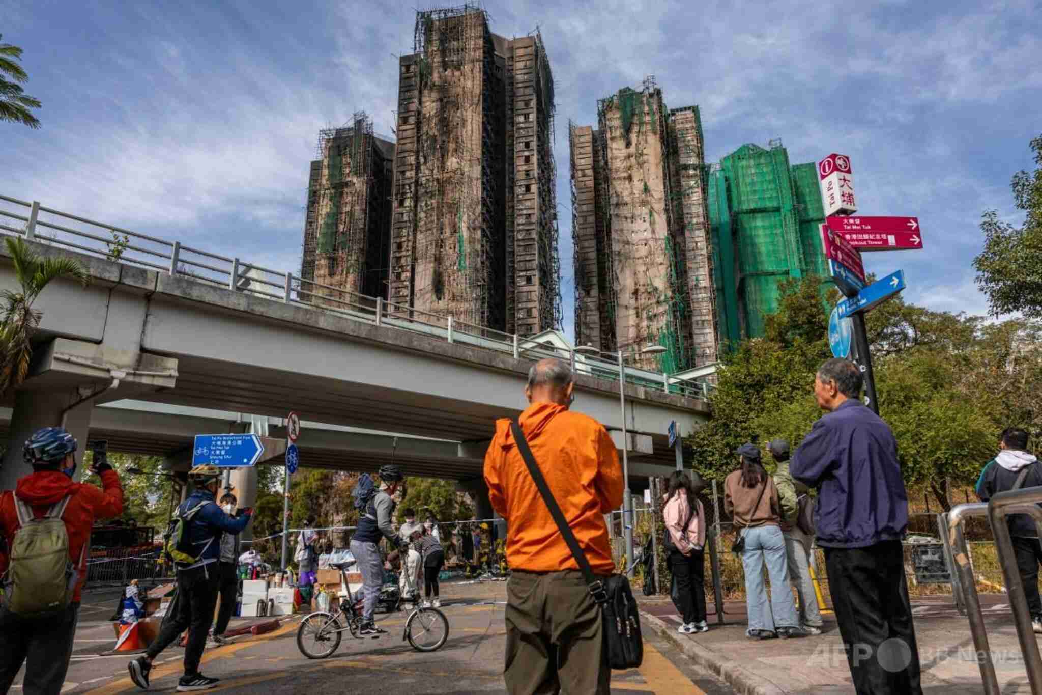 香港火災、説明責任求めた住民拘束 オンライン署名も削除（ＡＦＰ＝時事） - Yahoo!ニュース