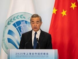 中国外相、台湾巡り英国にも支持要請－対日スタンスを英高官に説明（Bloomberg） - Yahoo!ニュース