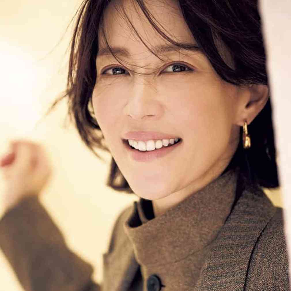 【木村佳乃さん】「もっと“自分中心”に生きなくちゃ、人生損してしまう」多幸感の秘訣｜STORY（magacol） - Yahoo!ニュース