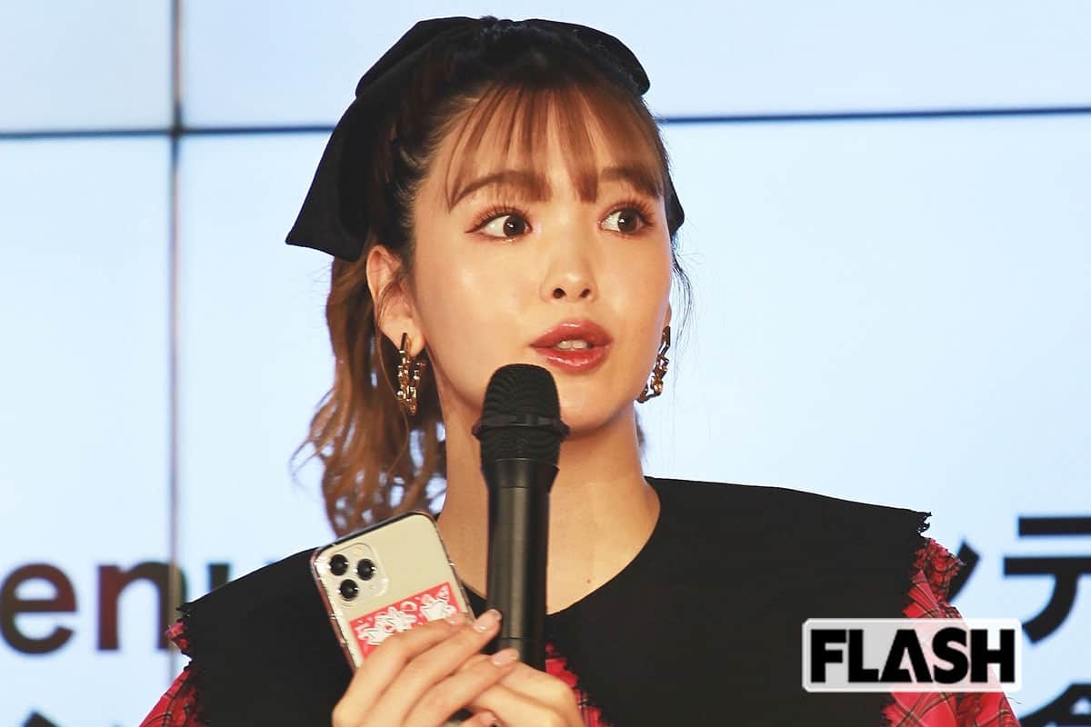 「みんな同じデニムはいて」藤田ニコル　ネット番組で現役モデルに“公開説教”「感じ悪い」視聴者ドン引き | Smart FLASH/スマフラ[光文社週刊誌]