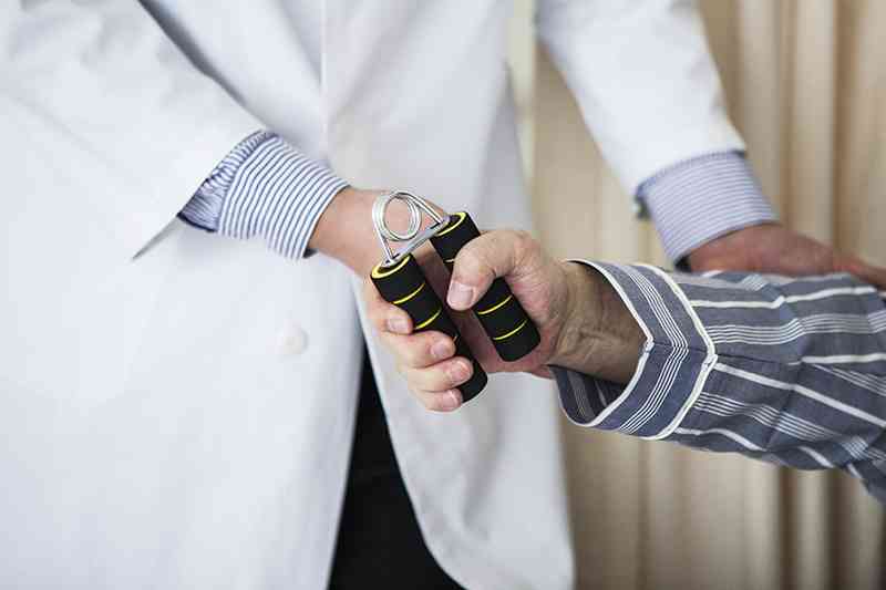 サルコペニアについて ～握力と健康の視点から考える～(2) – 医療法人社団SEISEN