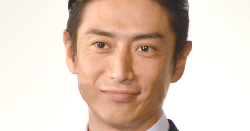 49歳・伊勢谷友介、顔にピアスを付けたワイルドな近影にファン絶賛「いつ見てもかっけぇ」「何歳なってもかっこいい」  | オリコンニュース（ORICON NEWS）