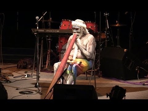 世界最古の管楽器のライブ