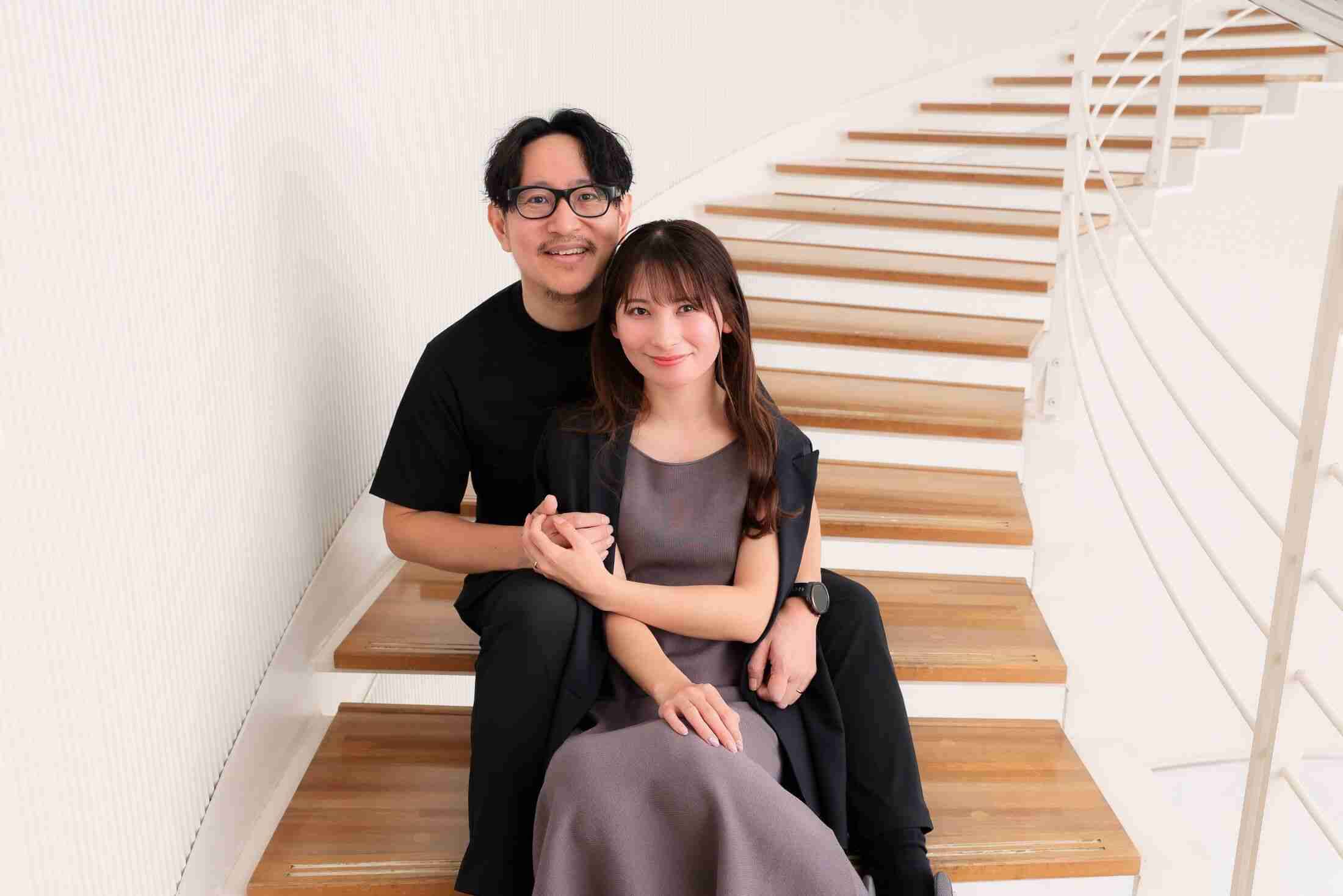 《24歳年の差婚》「子作りは体力次第」「精力剤を飲まないと…」26歳の“年上好き”女性と結婚した50歳バツ2医師が語る、“年の差夫婦”のリアル