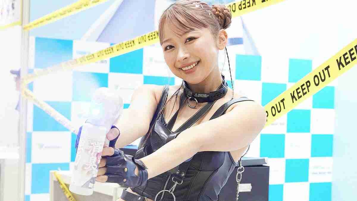 臭いで倒れた参加者も…運営も頭を悩ますコミケの激臭問題にアプローチ、消臭スプレーを噴きかけまくる「消臭防衛隊」に密着