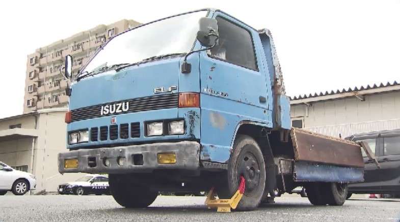 ウガンダ国籍の男5人を逮捕　中古トラック盗み不正輸出しようとした疑い　虚偽の車台番号を税関に申告か　福岡｜福岡TNCニュース