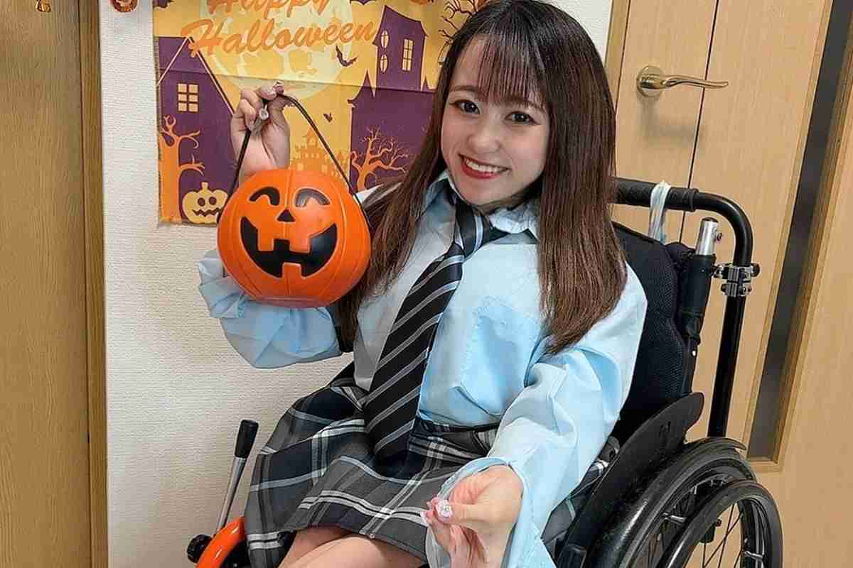 「もうげんかい、ごめんね弱くて」生後3か月の娘を浴槽内でメッタ刺し…“車椅子インフルエンサー”（28）犯行自白2時間前のインスタ投稿「もうSNSは続けることはないかな」｜NEWSポストセブン