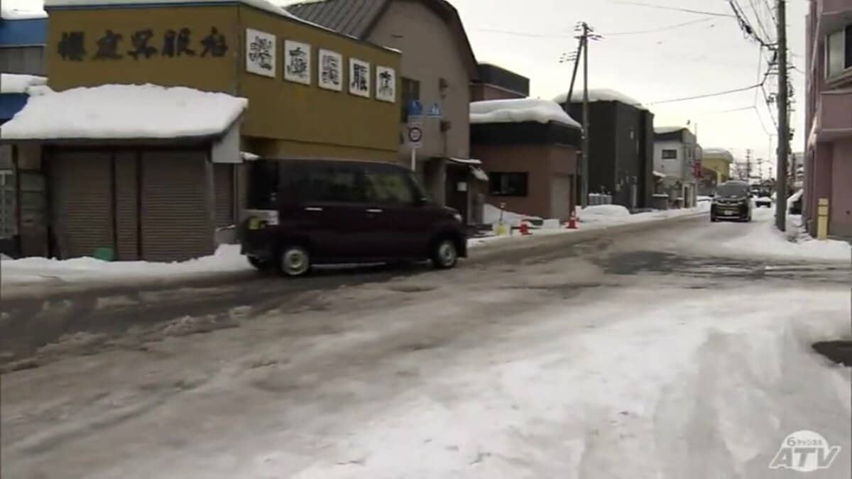 排雪作業中のダンプカーと自転車が衝突　52歳男性が死亡　青森県青森市 | TBS NEWS DIG
