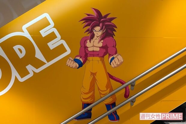 世界初の公式ショップ『DRAGON BALL STORE TOKYO』“イラスト”にSNS炎上も、現場でファンが語った“本音”とは