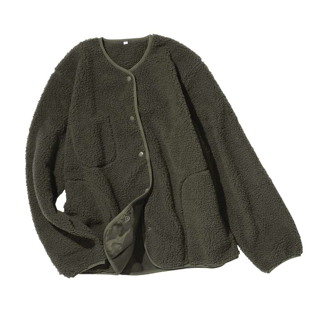 昼休みに軽く羽織れるアウター