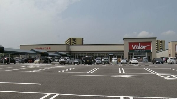 肉半額に「えぐー！」岐阜発スーパー「バロー」関東初出店…2時間待ちの行列も　パンは毎日店舗で焼きたて、低価格は大量仕入れで実現｜FNNプライムオンライン