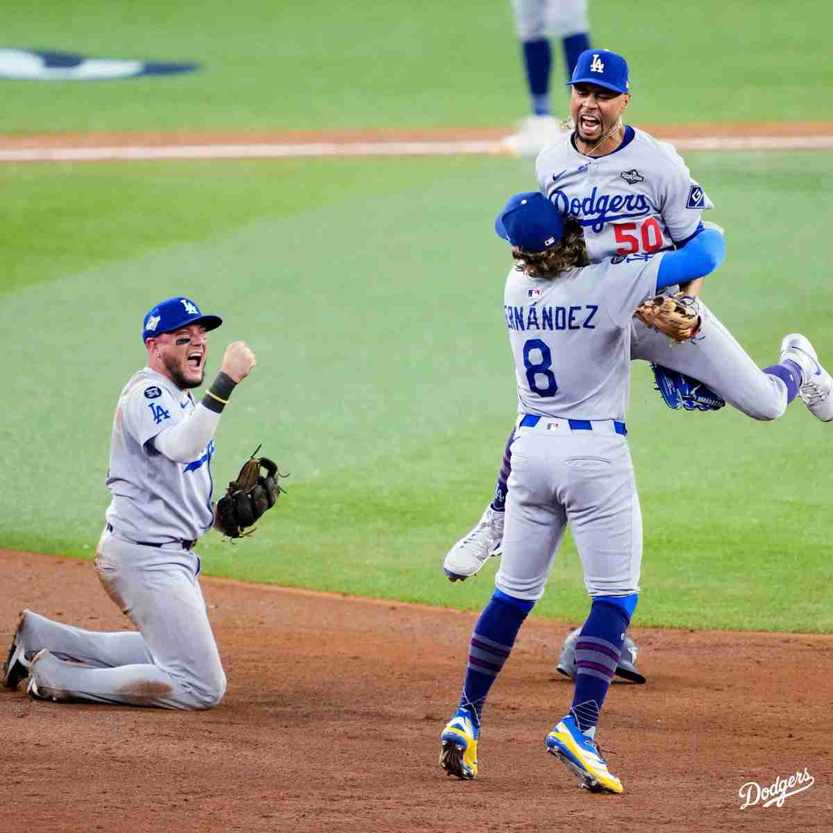 ドジャースが接戦制し逆王手、グラスノー神救援で勝負は第7戦へ　山本由伸6回1失点、大谷翔平3戦ぶり安打