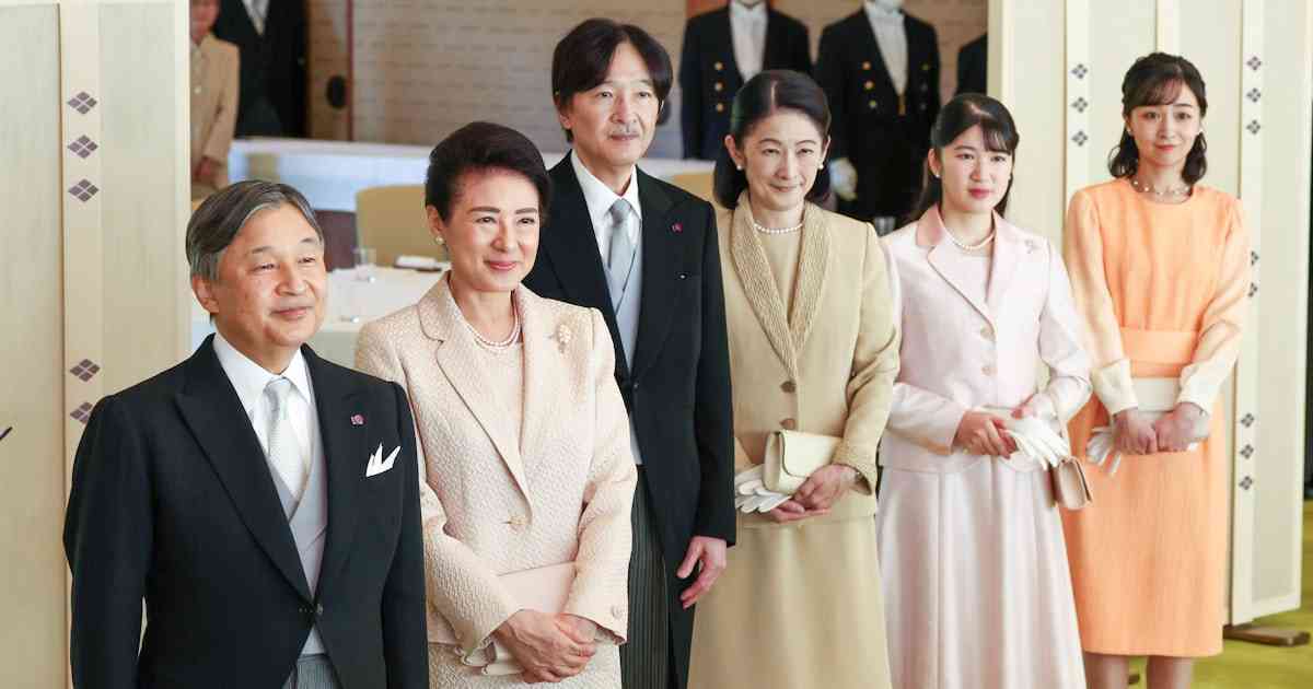 天皇皇后両陛下、文化勲章受章者ら招き茶会　王貞治さんら出席 - 日本経済新聞