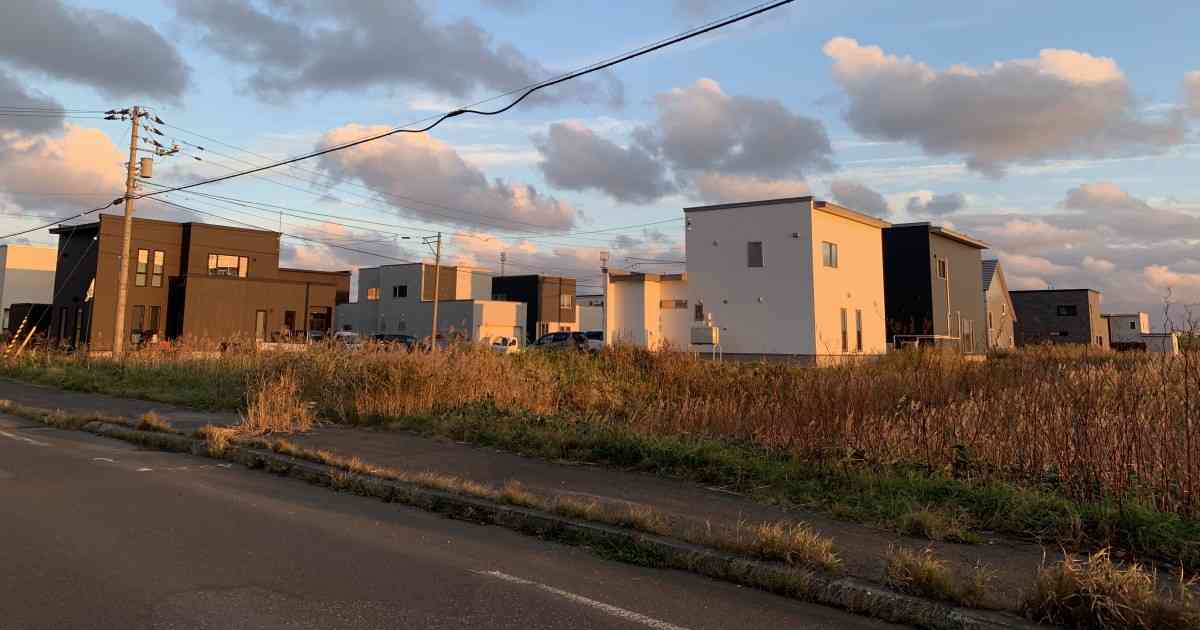《日本一の金持ち村》「ホタテ御殿」の車庫にはフェラーリにポルシェ、コンビニにはドンペリが…！漁師たちが明かす「知られざる実態」（週刊現代） - 6ページ目 | 現代ビジネス | 講談社
