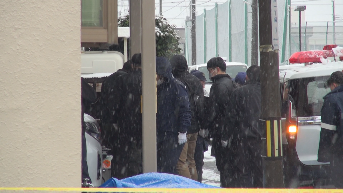 【続報】母親の背中などを刺して殺害か　韓国国籍の息子(34)を逮捕　事件後に自ら「両親を殺した」と通報　現場では父親の遺体も発見　青森県青森市（2025年11月18日掲載）｜青森放送NEWS NNN