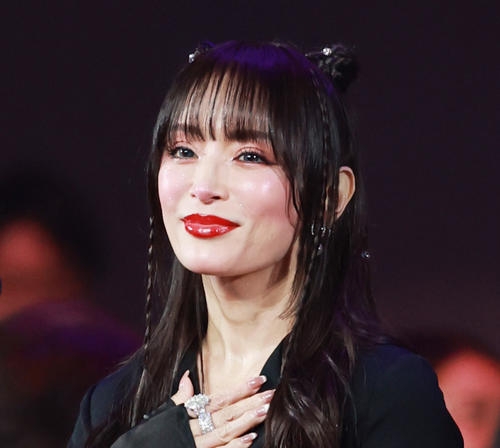 浜崎あゆみ、上海公演中止を発表「急遽中止の要請を受け…まだ信じられず、言葉になりません」 - 音楽 : 日刊スポーツ
