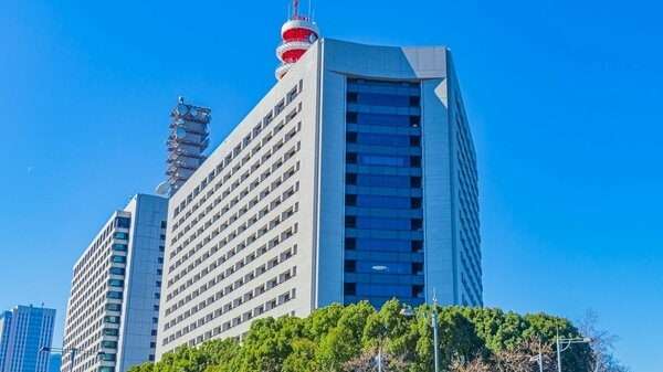 【独自】デヴィ・スカルノさん（85）書類送検　事務所の女性従業員にグラスなど投げつけた疑い　「投げつけておりません」容疑否認　警視庁