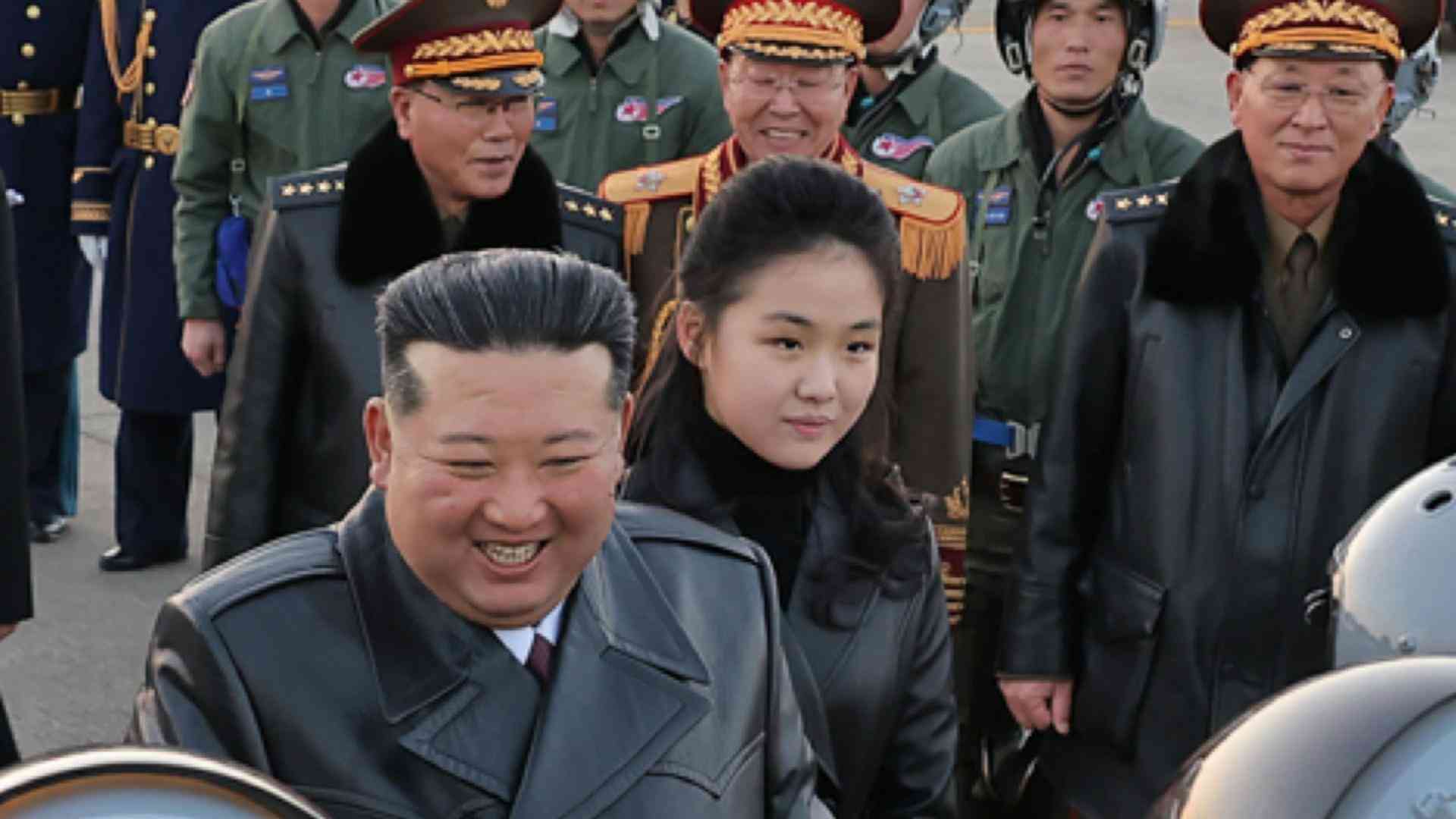 金正恩の娘｢ジュエ氏」85日ぶりに激変登場…突然の“雲隠れ”の間に何があったのか？（高英起） - エキスパート - Yahoo!ニュース