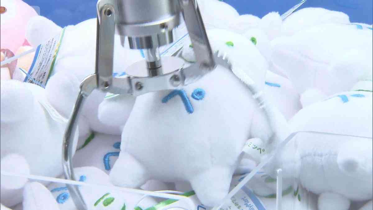 ファミマ「遊べるコンビニ」へ　ゲーム機を5000店舗に設置方針　IP強化