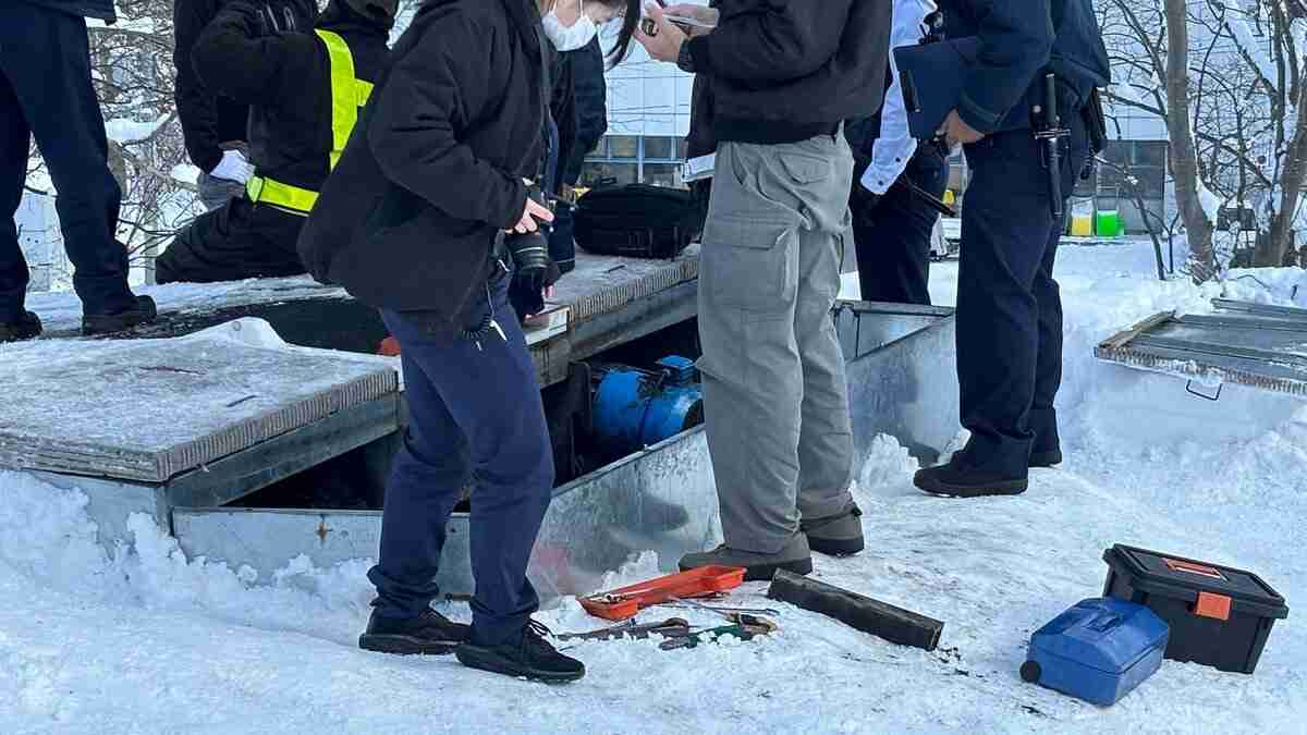 【速報】スキー場の屋外エスカレーターに5歳男児が挟まれ意識不明　北海道小樽市・朝里川温泉スキー場 | TBS NEWS DIG