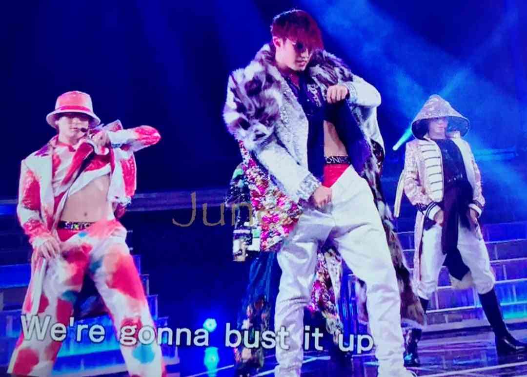 元HKT48宮脇咲良、AKB48は「努力し続けることを教えてくれた場所」20周年記念コンにメッセージ 現在はLE SSERAFIMとして活躍