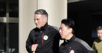 日豪防衛相が一緒にランニング　省の敷地内、絆の強さアピール | NEWSjp