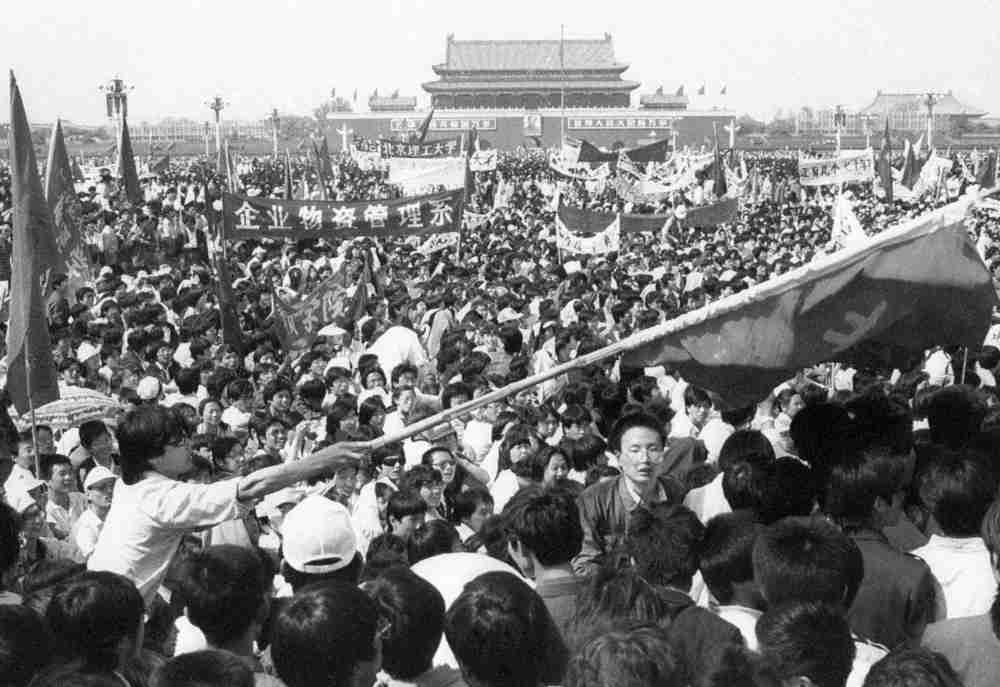 天安門法廷の映像流出か　武力弾圧拒否の元軍長（共同通信） - Yahoo!ニュース