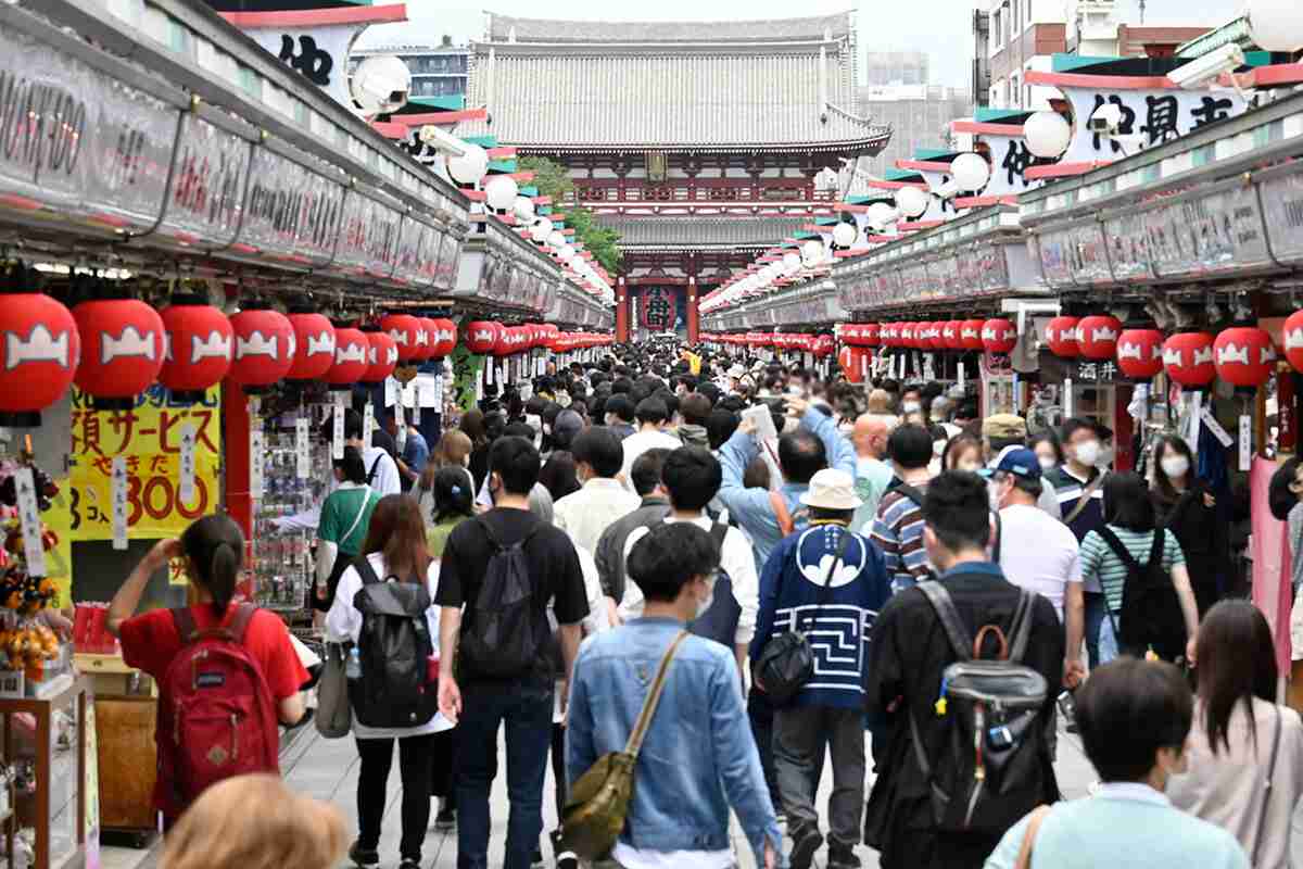 「スタバで酒盛り」「世界遺産で排便」　中国人の“観光公害”、次なる被害者は韓国　「ソウルでは『中国は出ていけ』とデモが」（デイリー新潮） - Yahoo!ニュース