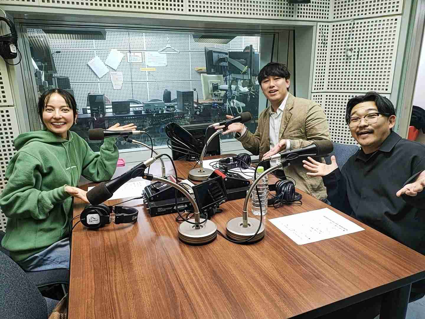 オズワルド　交際相手と2人とも破局で「楽しい冬過ごせてます？」ベッキー心配　クリスマスの予定は…