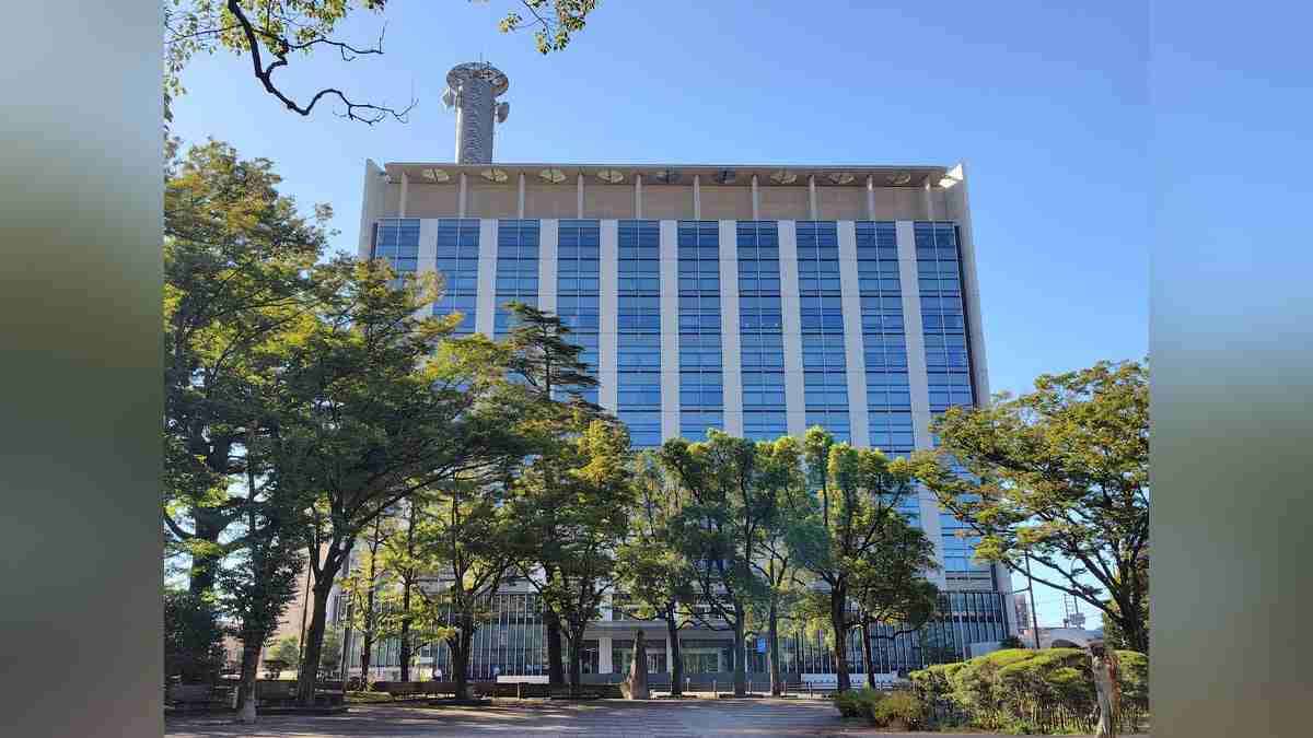 コンビニに尿入りペットボトル並べた疑い、26歳男「むしゃくしゃして」…購入した客が飲もうとして臭いに違和感