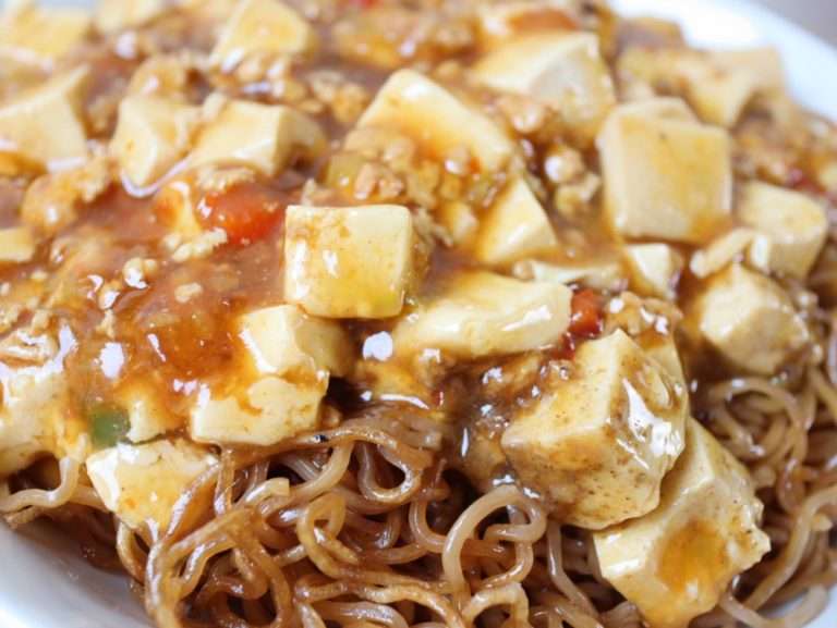 簡単なローカル料理を教えてください