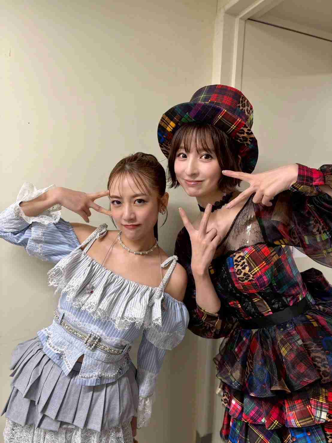 「まゆゆ」以外“神7”も集結、AKB48OGの“ドーム即完レベル”集客力はとんでもなかった 『NHK紅白歌合戦』への期待も