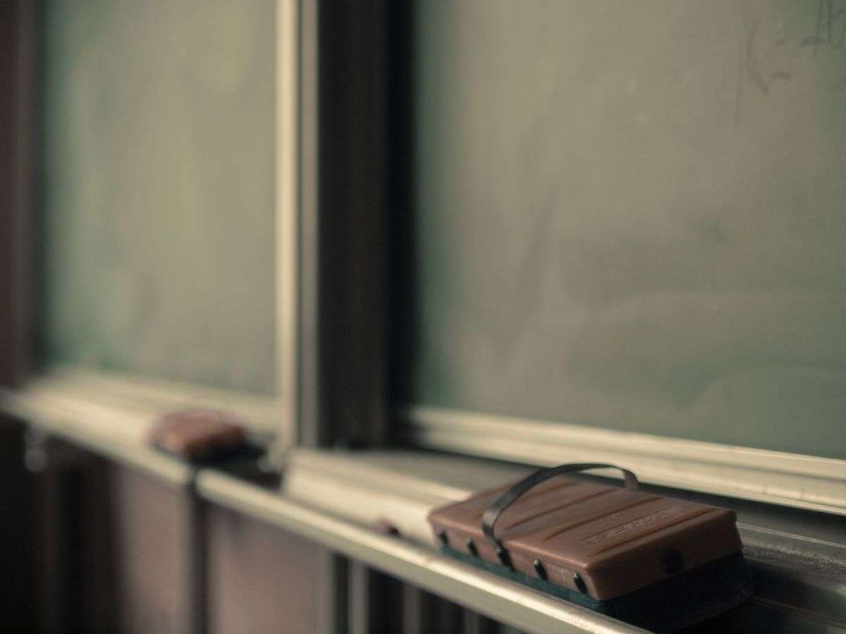 ｢誰かに話したら勉強を教えない｣と脅迫し…小学校教師がビデオカメラに収めていた女子生徒への｢鬼畜の所業｣ - ライブドアニュース