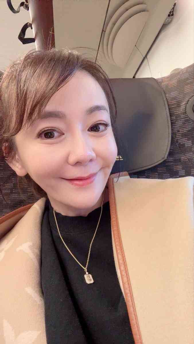 激ヤセぶりに心配の声も…30kg減で話題の華原朋美にネット驚き「痩せ過ぎじゃ…」「体調はどうなん?」