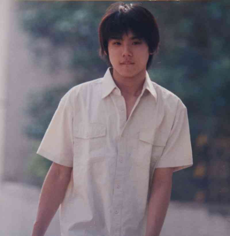 鍵がかかっているはずのドアから、ジャニー喜多川氏が入ってきた…13歳で性被害「忘れようとした」過去を告白し、乗り越えるまで　「ジャニーズ性加害問題」