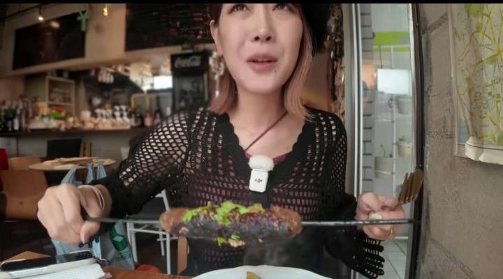 何かに怯えて生きてる人