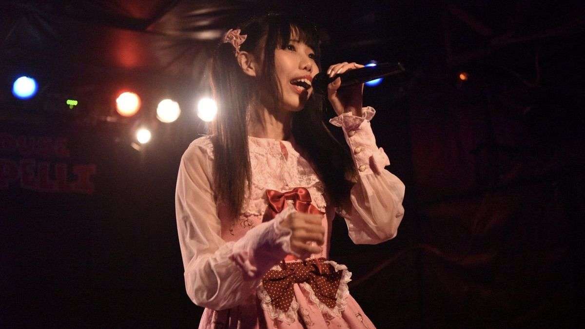 ｢整形しろ｣｢無理｣｢顔が終わってる｣ひどすぎる誹謗中傷にも笑顔で返す｢9年目のソロアイドル｣